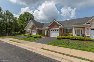9502 Airdrie Ln, Fredericksburg, VA 22408 - Photo 5