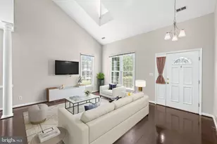 4301 Turnberry Dr, Fredericksburg, VA 22408 - Photo 5