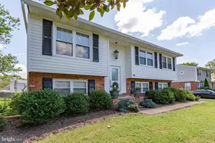 801 Kilarney Dr, Fredericksburg, VA 22407 - Photo 1