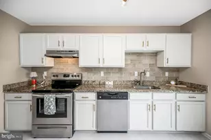 5706 E Point Cir, Spotsylvania, VA 22551 - Photo 17