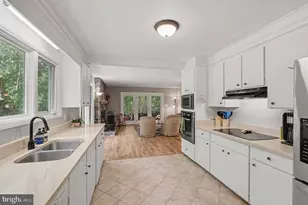 7005 River Rd, Fredericksburg, VA 22407 - Photo 9