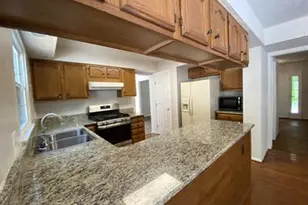 11304 Springfield Dr, Fredericksburg, VA 22408 - Photo 11