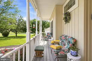 9820 Pratts Dr, Fredericksburg, VA 22408 - Photo 5