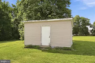 9820 Pratts Dr, Fredericksburg, VA 22408 - Photo 25