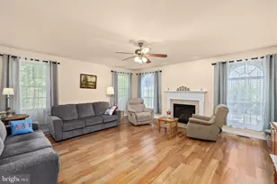 10414 N McClellan Dr, Fredericksburg, VA 22408 - Photo 19