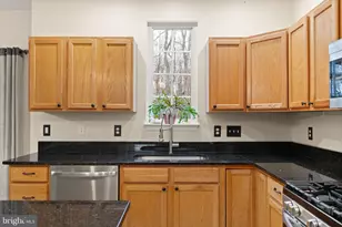6210 Hot Spring Ln, Fredericksburg, VA 22407 - Photo 11
