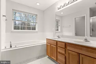 6210 Hot Spring Ln, Fredericksburg, VA 22407 - Photo 25