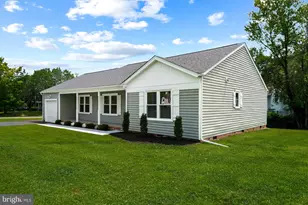 701 Halleck Ct, Fredericksburg, VA 22407 - Photo 3