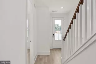 9207 Forkleaf Oak Dr, Fredericksburg, VA 22407 - Photo 7