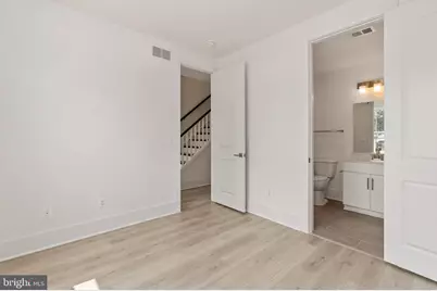 9207 Forkleaf Oak Dr, Fredericksburg, VA 22407 - Photo 11