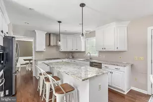 12660 Belleflower Ln, Fredericksburg, VA 22407 - Photo 9