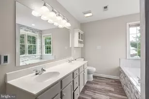 9903 Woodburn Ct, Fredericksburg, VA 22407 - Photo 25