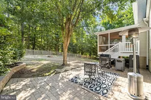 6001 Fox Point Rd, Fredericksburg, VA 22407 - Photo 9