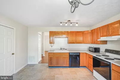 10502 Guilderland Court, Fredericksburg, VA 22408 - Photo 9
