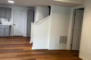 9610 Hazelbrook Ct, Fredericksburg, VA 22407 - Photo 7