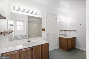 10704 Live Oak Ct, Fredericksburg, VA 22407 - Photo 15