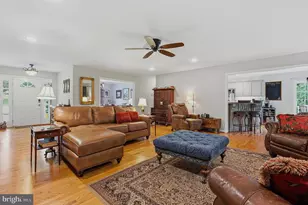 6028 Waterman Dr, Fredericksburg, VA 22407 - Photo 11