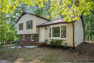 424 Albany Street, Fredericksburg, VA 22407 - Photo 1