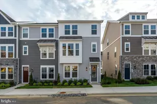 9211 Forkleaf Oak Dr, Fredericksburg, VA 22407 - Photo 1