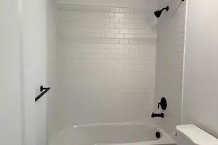 9211 Forkleaf Oak Dr, Fredericksburg, VA 22407 - Photo 11