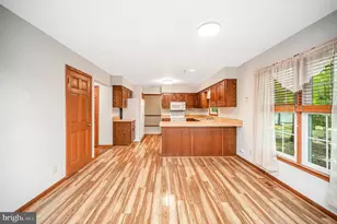 5802 Queen's Mill Cir, Fredericksburg, VA 22407 - Photo 17