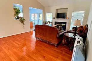 6117 Crown Grant Dr, Spotsylvania, VA 22553 - Photo 9