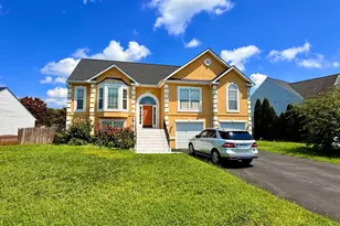 6117 Crown Grant Dr, Spotsylvania, VA 22553 - Photo 3