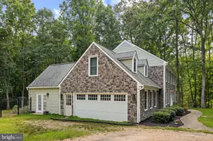 10707 Gordon Rd, Spotsylvania, VA 22553 - Photo 3