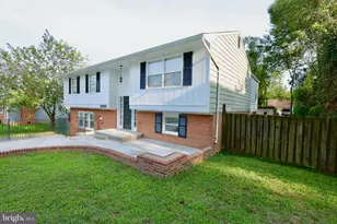 5005 Blake Dr, Fredericksburg, VA 22407 - Photo 3