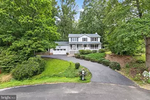 6317 Wendover Ct, Fredericksburg, VA 22407 - Photo 3