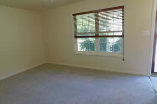 338 4th St, Fredericksburg, VA 22408 - Photo 3