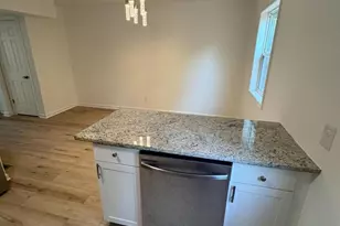 708 Olde Greenwich Cir, Fredericksburg, VA 22408 - Photo 11