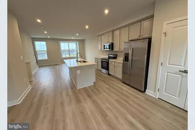 6932 Braxton Springs Way, Spotsylvania, VA 22553 - Photo 7