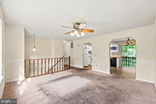 10814 Peach Tree Dr, Fredericksburg, VA 22407 - Photo 3
