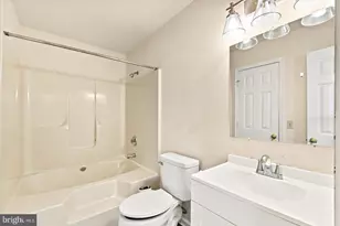 10814 Peach Tree Dr, Fredericksburg, VA 22407 - Photo 11