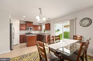 9103 Wood Creek Cir, Fredericksburg, VA 22407 - Photo 11