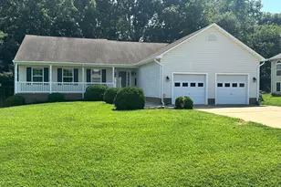 5504 Glen Eagles Ct, Fredericksburg, VA 22407 - Photo 1