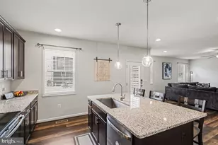 9510 Hillcrest Dr, Fredericksburg, VA 22407 - Photo 11