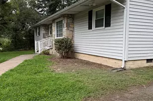 205 Wilcox St, Fredericksburg, VA 22408 - Photo 1