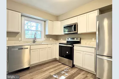 2 Kelly Court, Fredericksburg, VA 22407 - Photo 3