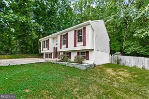 6922 Ridge Way Dr, Fredericksburg, VA 22407 - Photo 1