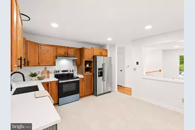 6922 Ridge Way Drive, Fredericksburg, VA 22407 - Photo 11