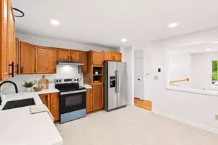 6922 Ridge Way Dr, Fredericksburg, VA 22407 - Photo 11