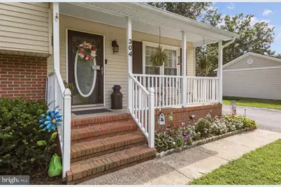 304 Bowen Drive, Fredericksburg, VA 22407 - Photo 5