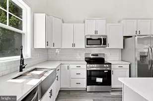 9905 Robert E. Lee Drive, Spotsylvania, VA 22551 - Photo 11