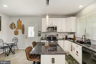 11814 Gardenia Dr, Fredericksburg, VA 22407 - Photo 13
