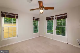 4703 Turnberry Dr, Fredericksburg, VA 22408 - Photo 7