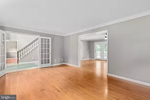 11209 Springfield Dr, Fredericksburg, VA 22408 - Photo 7