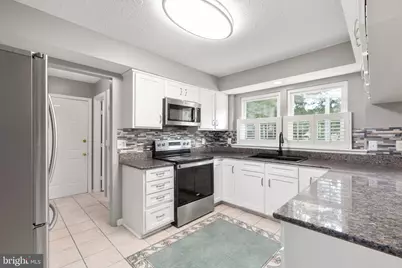 11209 Springfield Drive, Fredericksburg, VA 22408 - Photo 17
