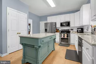 10217 Spring Creek Dr, Spotsylvania, VA 22553 - Photo 7